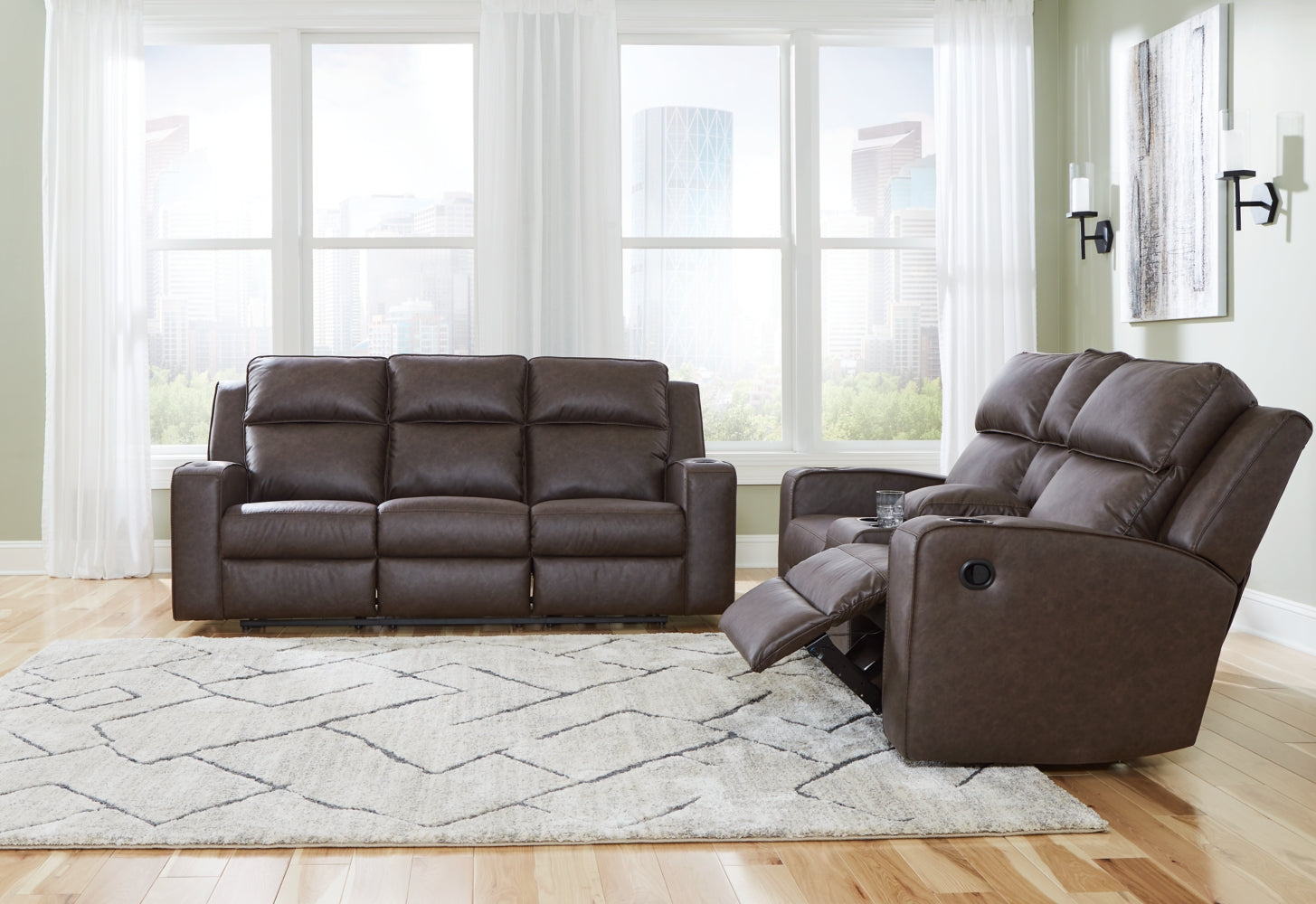 PKG015830-ROOMIMAGE