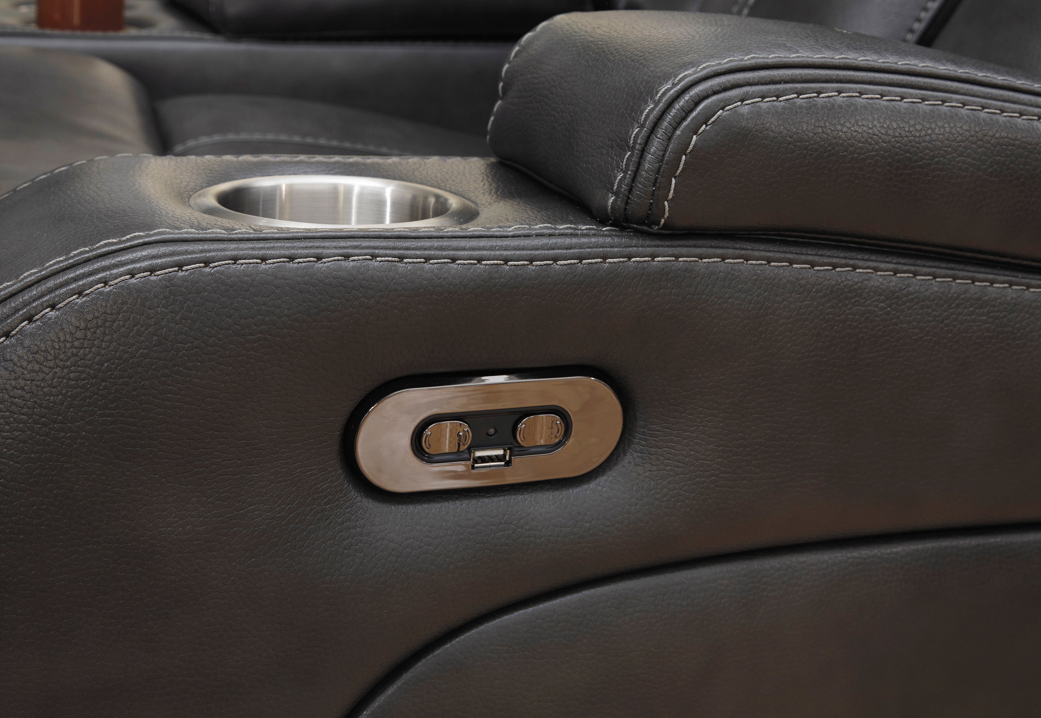 Turbulance Power Reclining Loveseat
